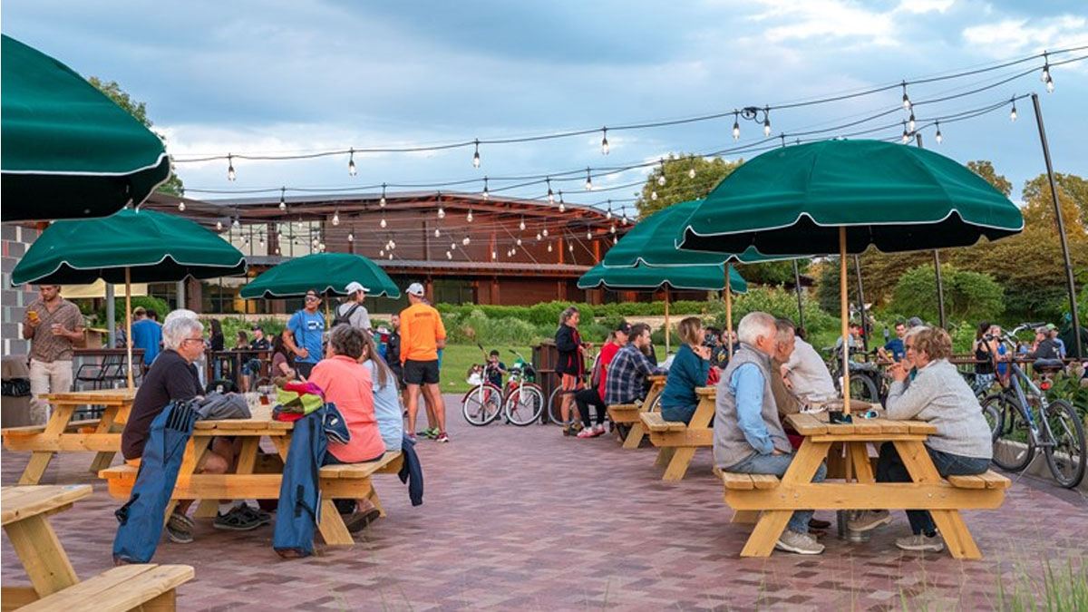 Independence Grove Beer Garden Reopens with Early Cinco de Mayo Mariachi Performance